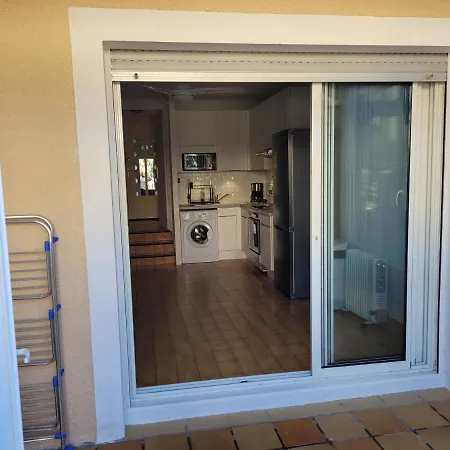 Studio Bord De Apartment Hyeres
